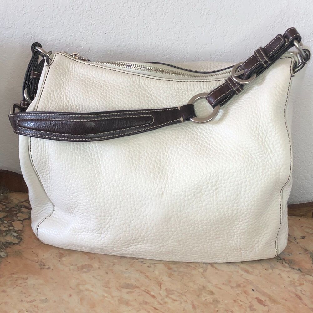 Coach Chelsea Pebble Leather Hobo Bag White Green Interior  8E98 - Picture 4 of 11